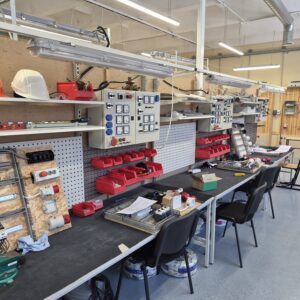 Ehitiste elektrik, tase 3